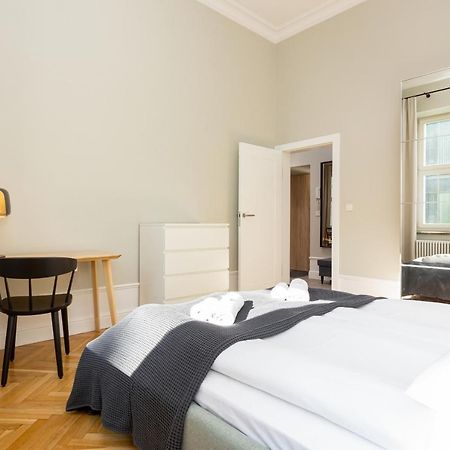 Apartment Warsaw Boduena By Renters Prestige Екстериор снимка