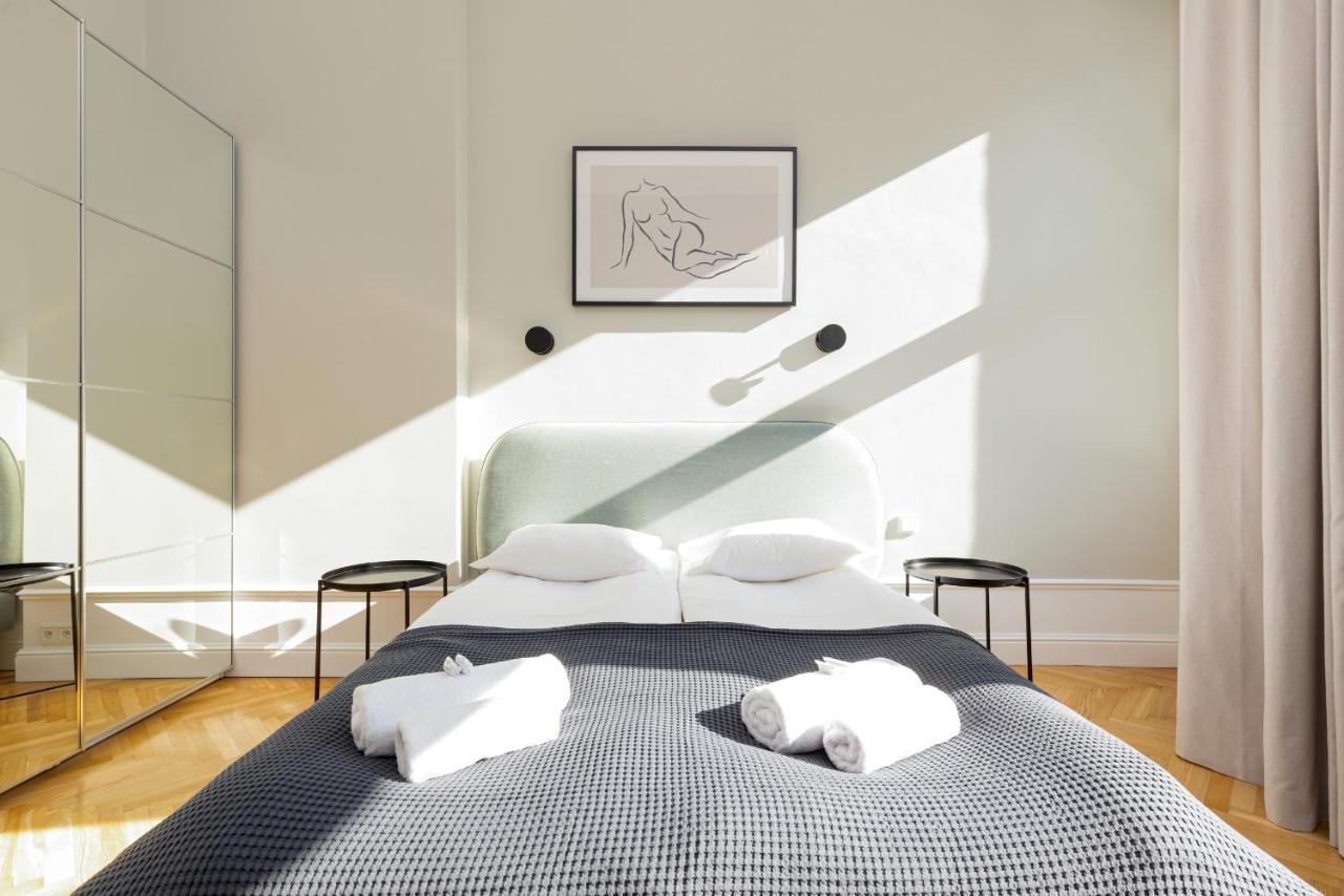 Apartment Warsaw Boduena By Renters Prestige Екстериор снимка