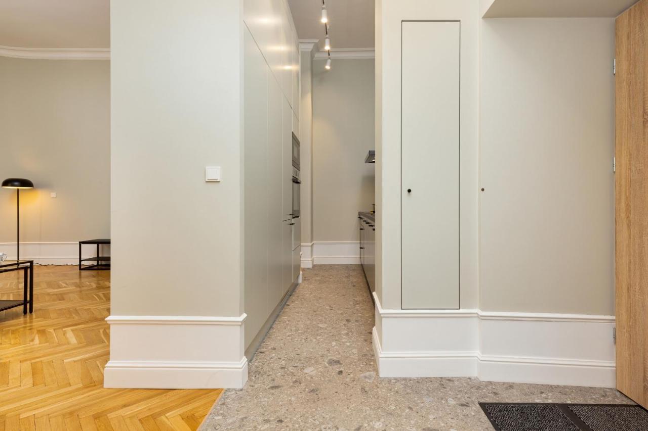 Apartment Warsaw Boduena By Renters Prestige Екстериор снимка